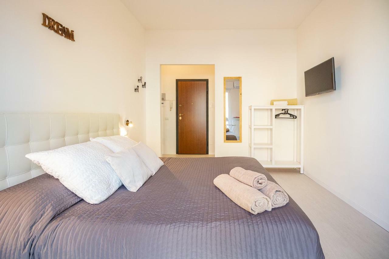 Alessia'S Flat- Milano M3 Corvetto Apartment Exterior photo